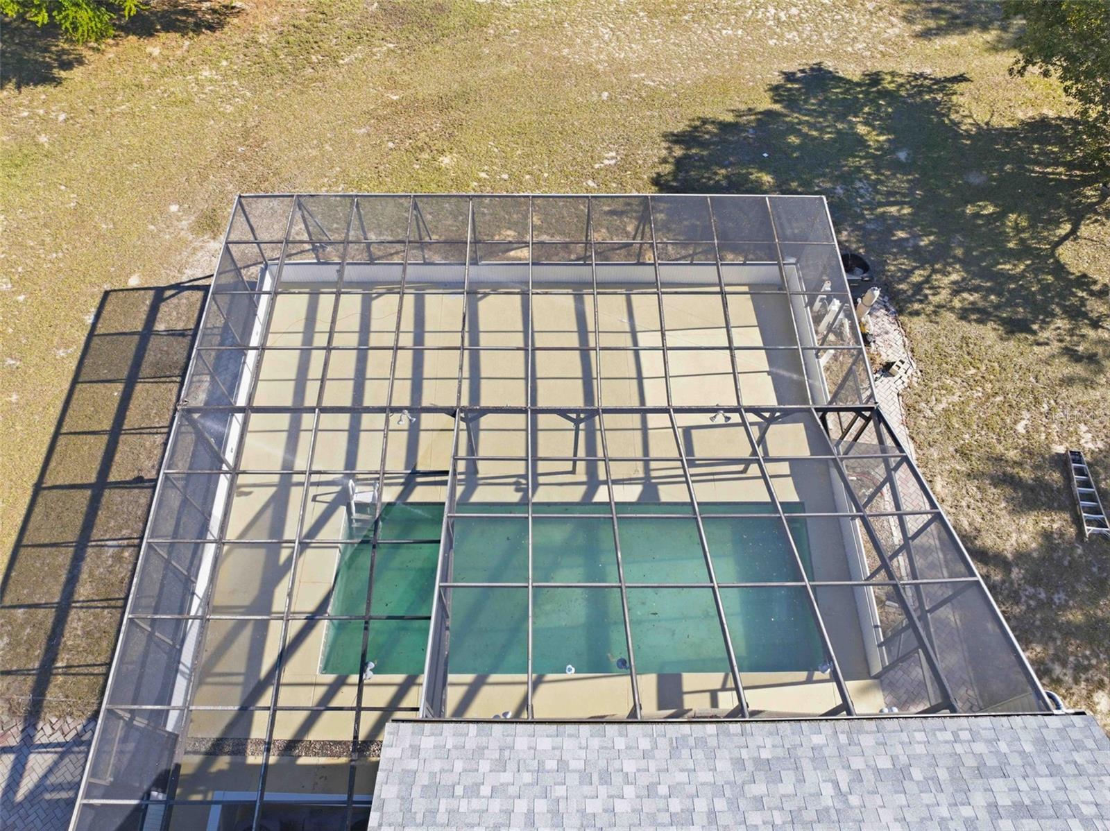 ACREAGE - Residential