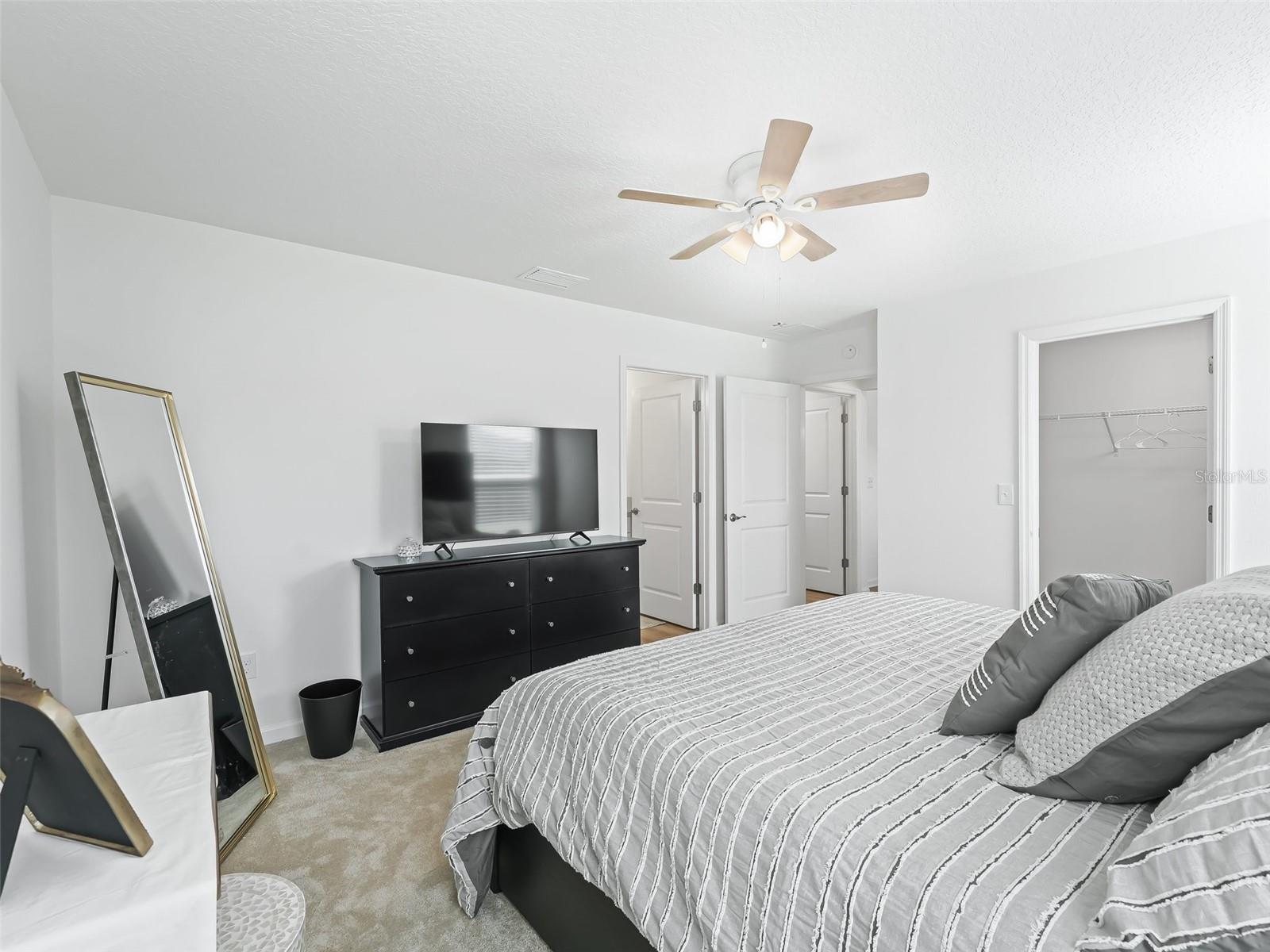 THE VILLAGES - Residential Lease