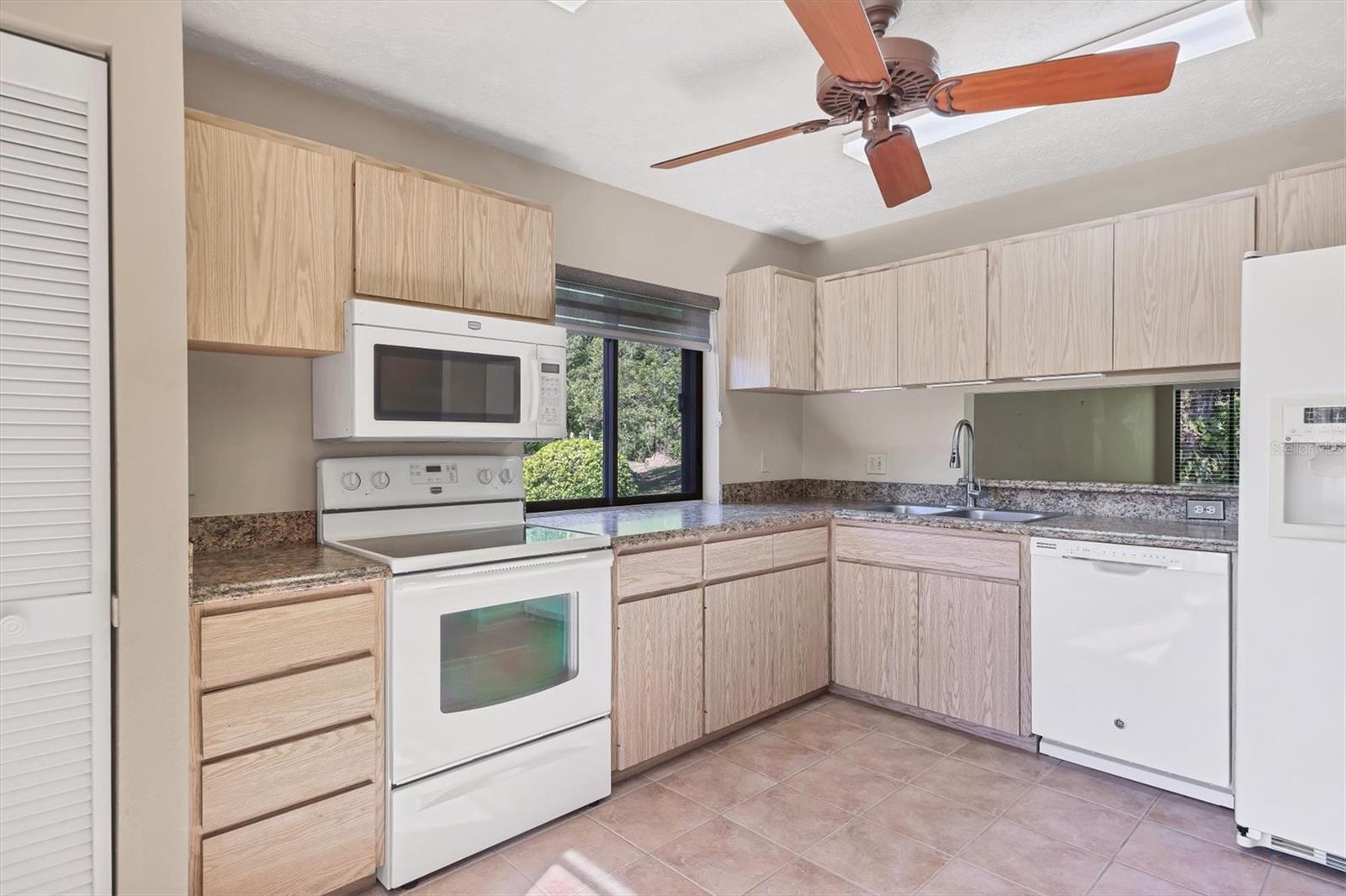 THE VILLAS AT WILD OAK BAY IV - Residential