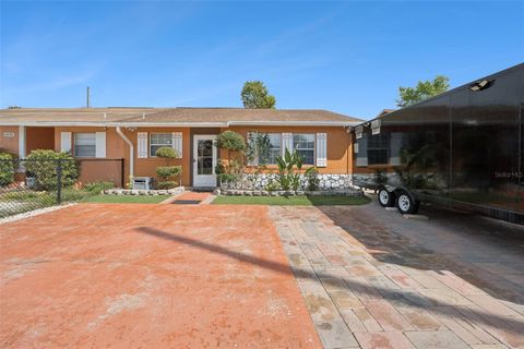 Photo of 6837 Edgefield Lane, Orlando, FL 32822 (MLS # O6396771)