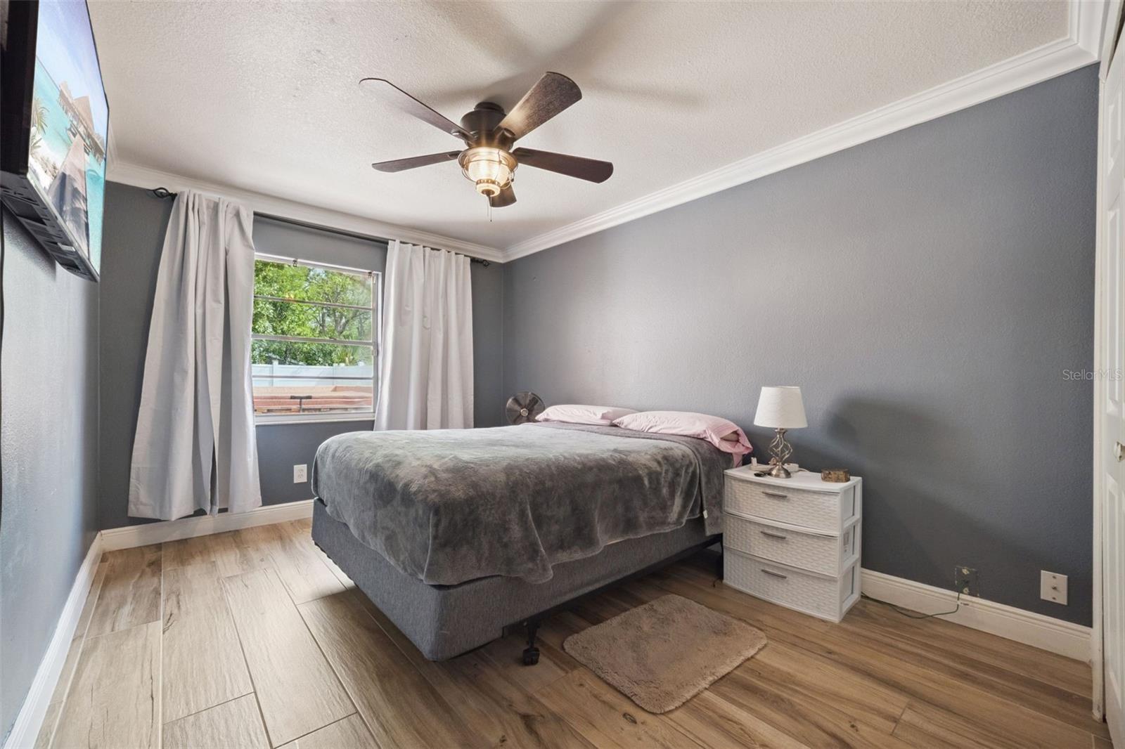 MEADOW COVE - Residential