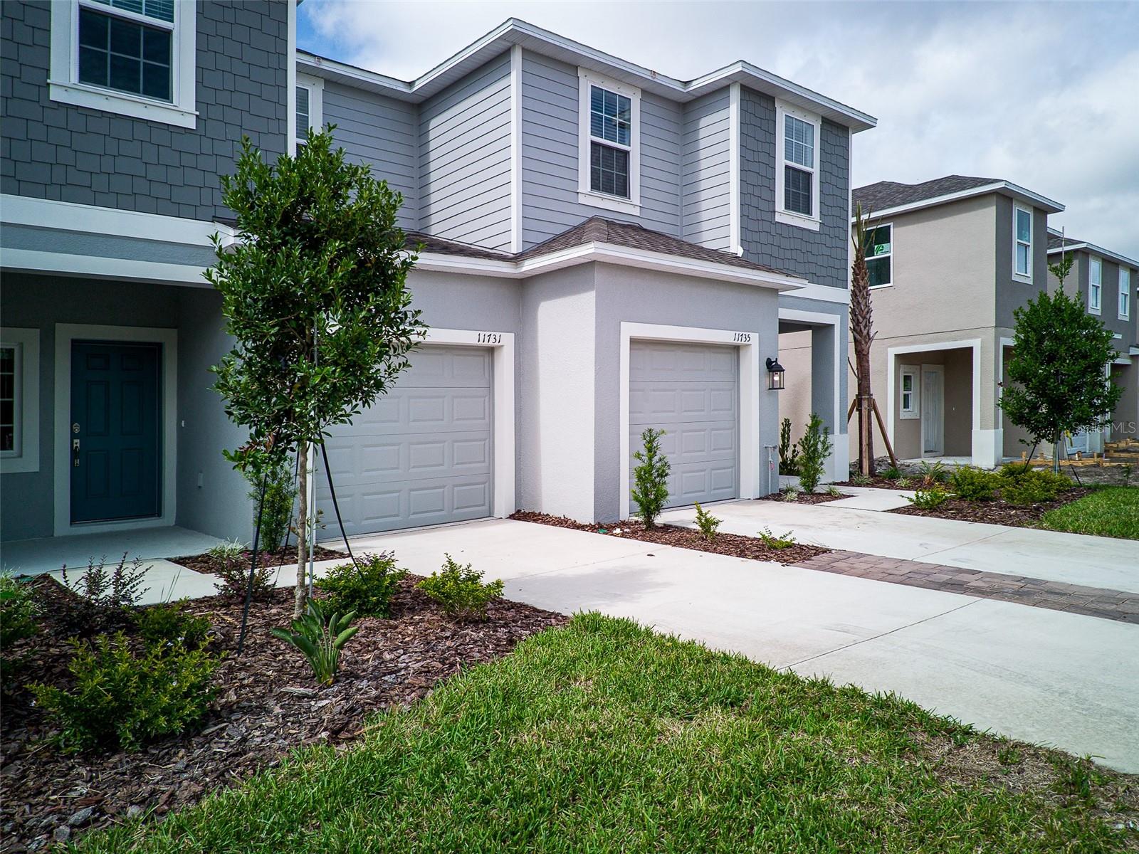 ARTISAN LAKES EDGESTONE NORTH PH I & II - Residential Lease