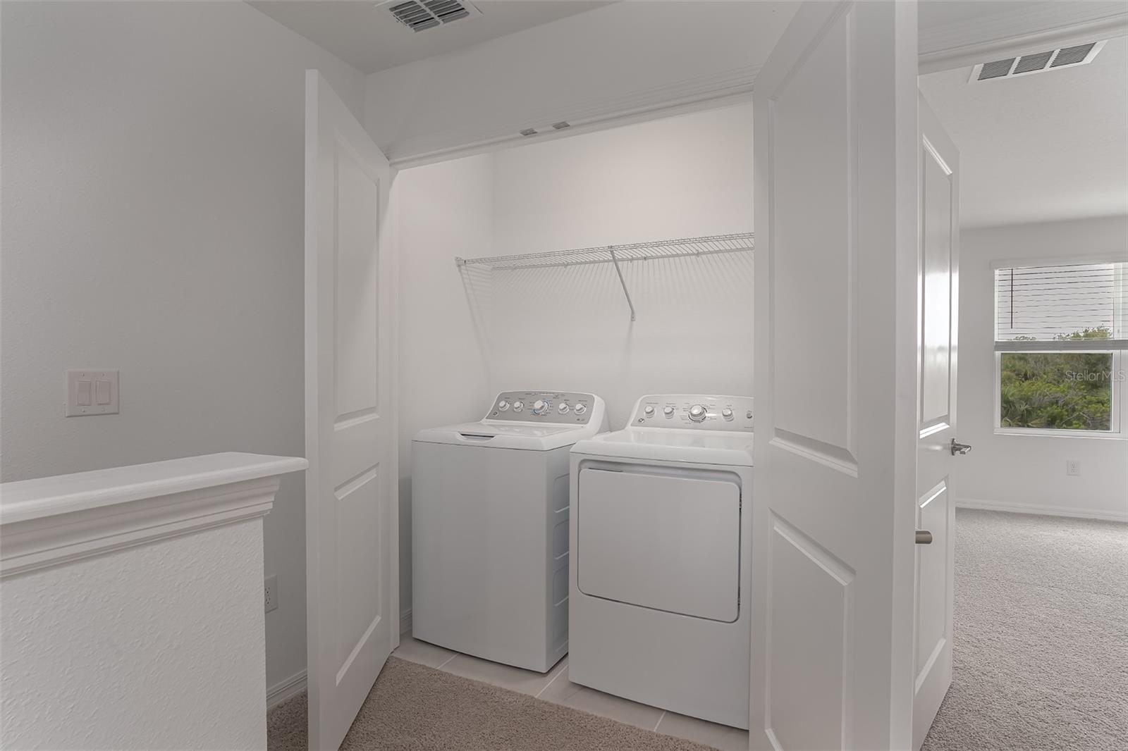 ARTISAN LAKES EDGESTONE NORTH PH I & II - Residential Lease