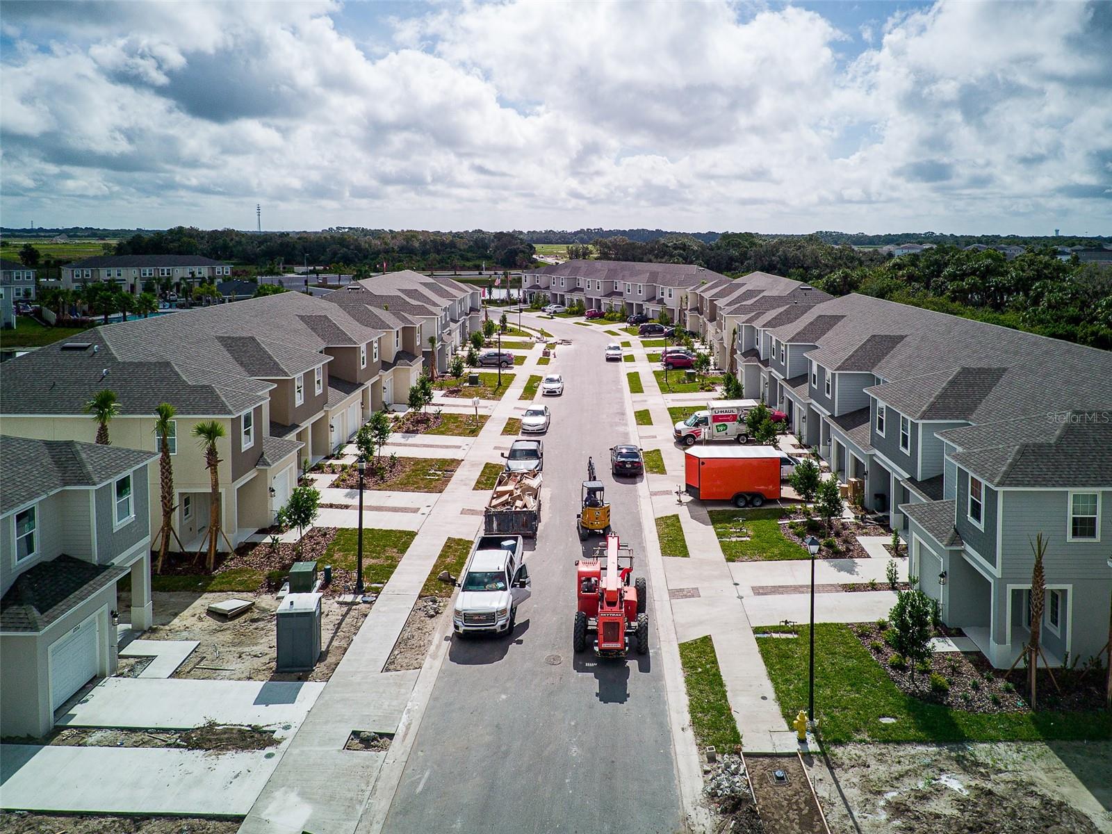 ARTISAN LAKES EDGESTONE NORTH PH I & II - Residential Lease