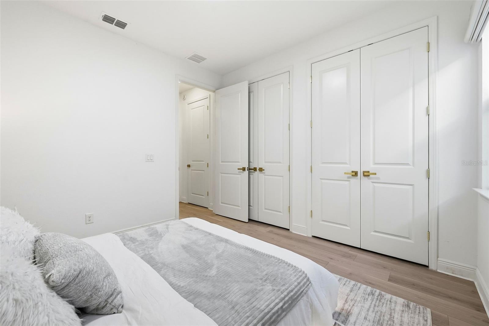 POITRAS EAST N-7 - Residential