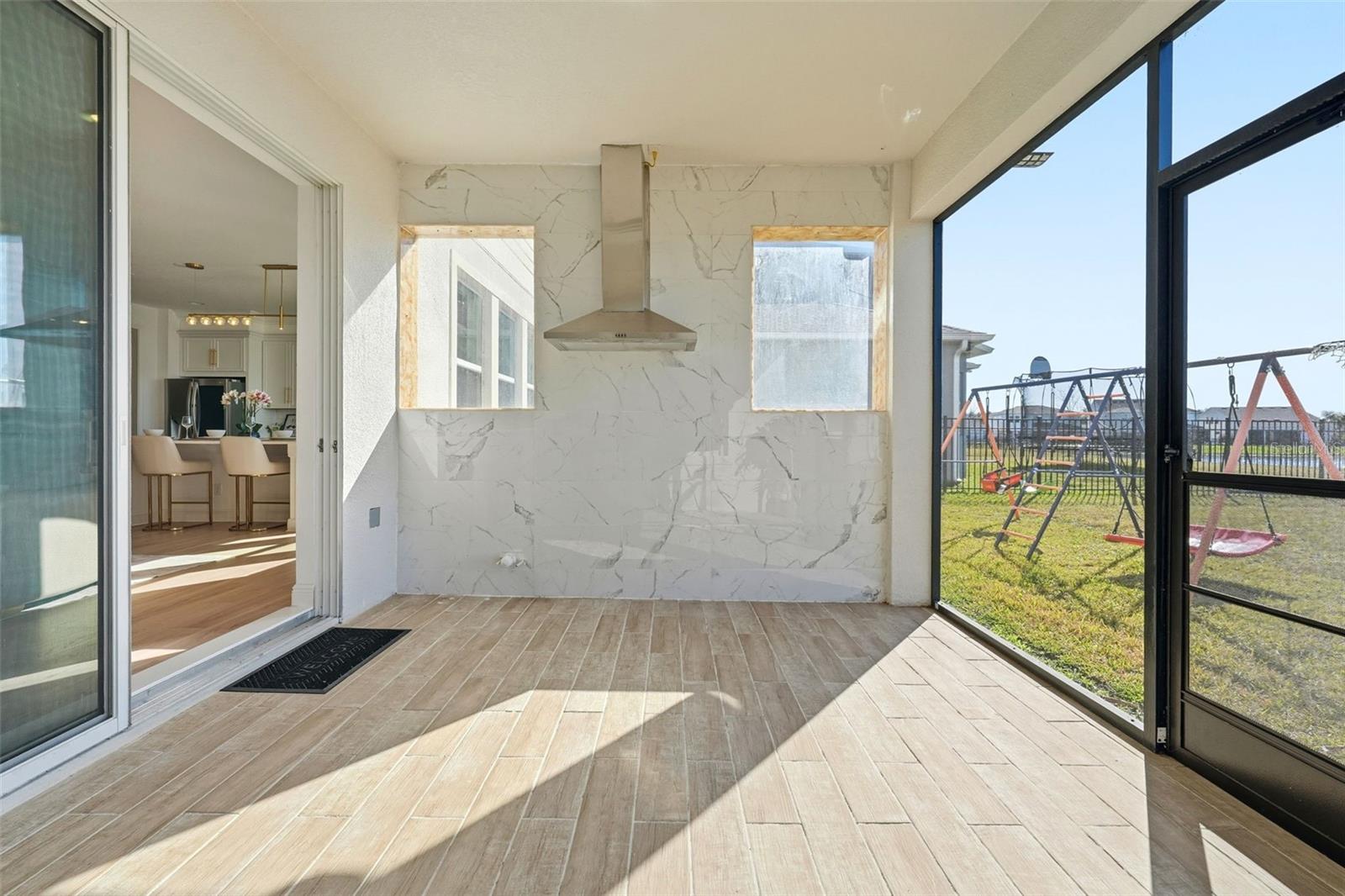 POITRAS EAST N-7 - Residential