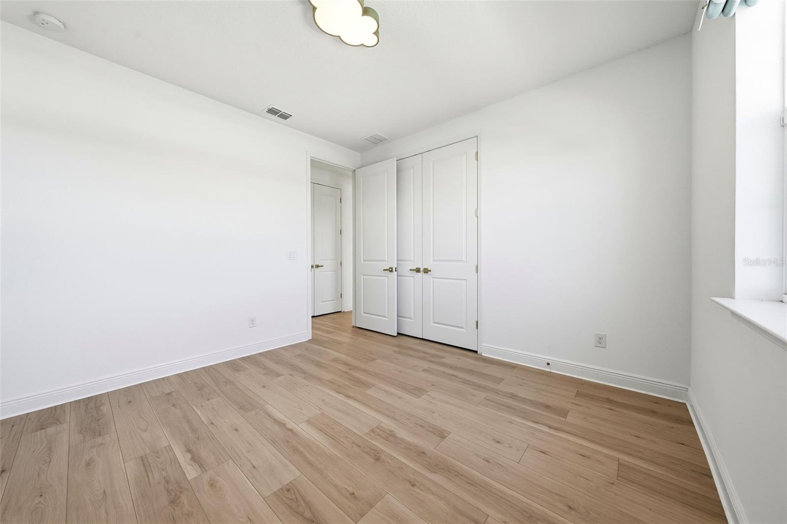 POITRAS EAST N-7 - Residential