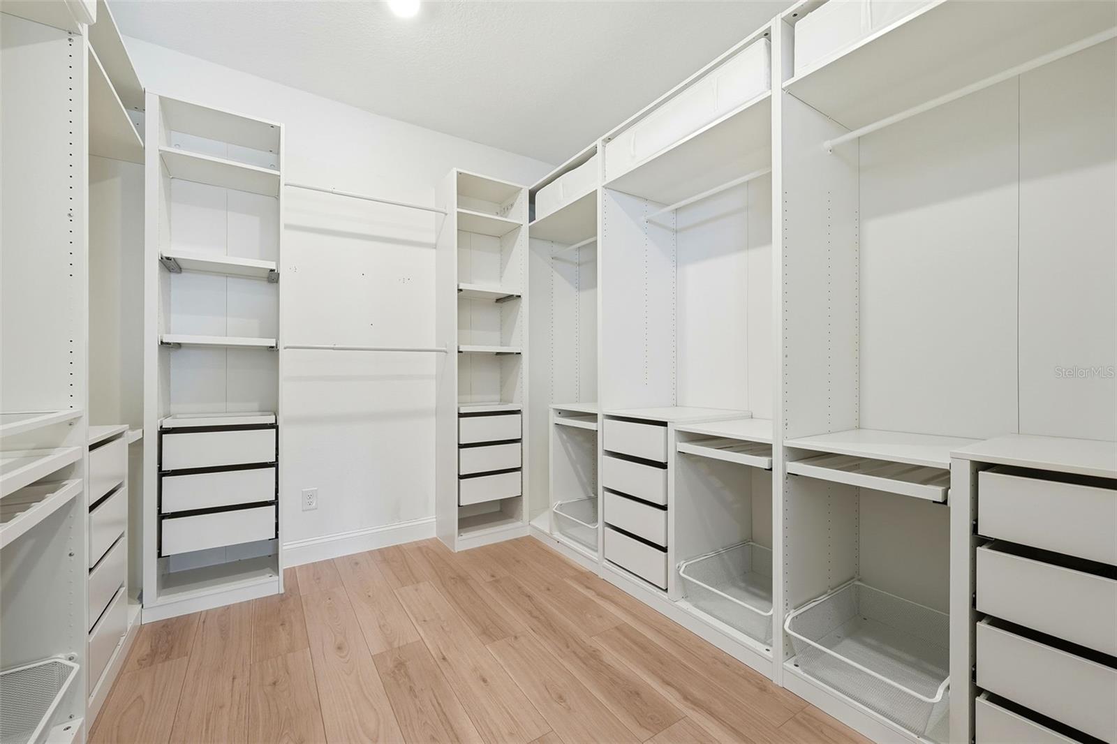 POITRAS EAST N-7 - Residential