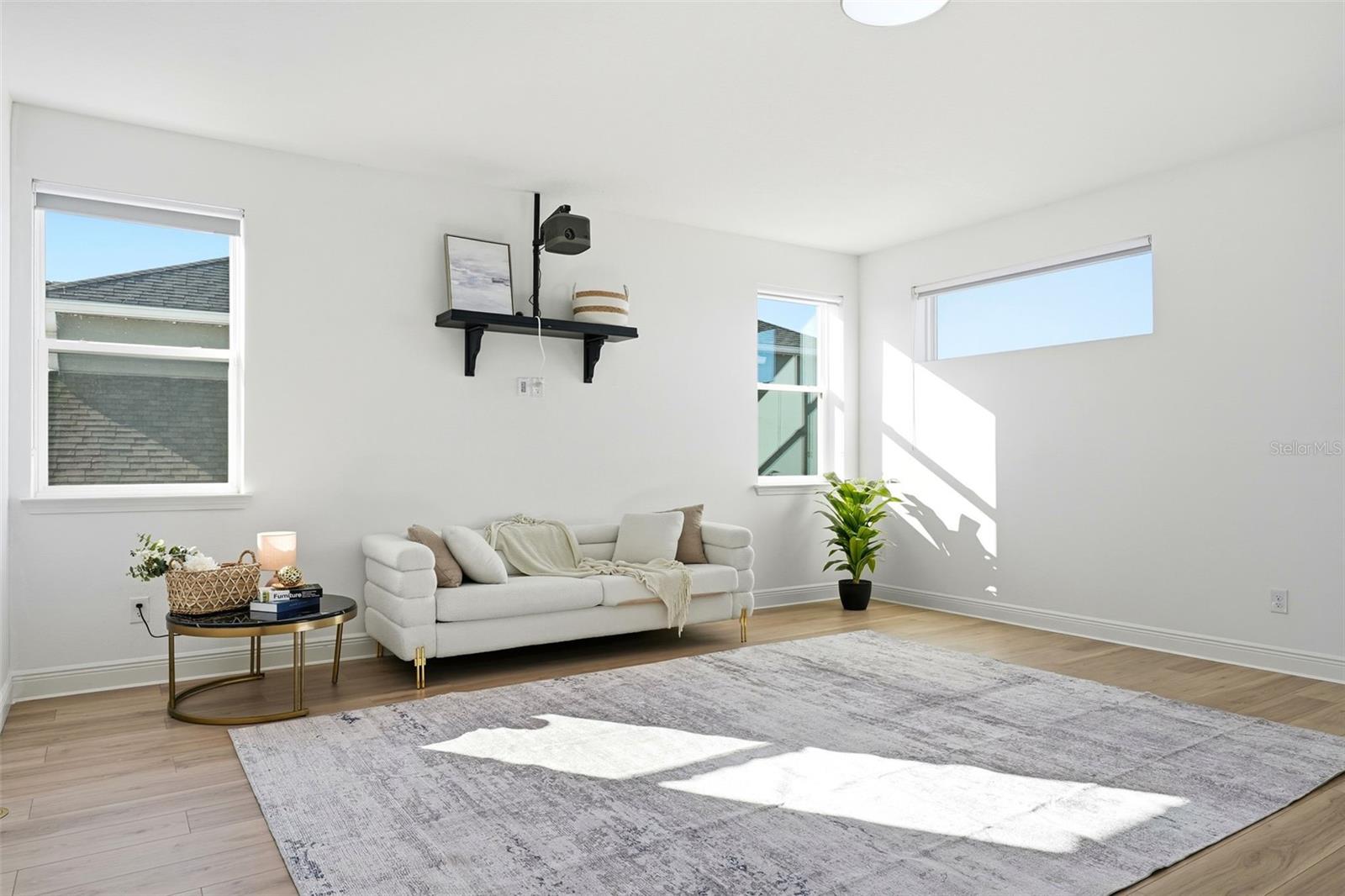 POITRAS EAST N-7 - Residential