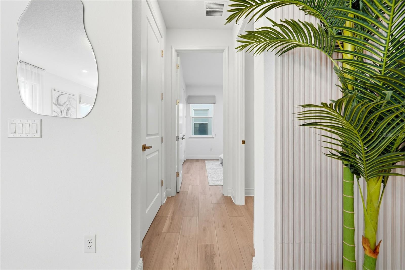 POITRAS EAST N-7 - Residential