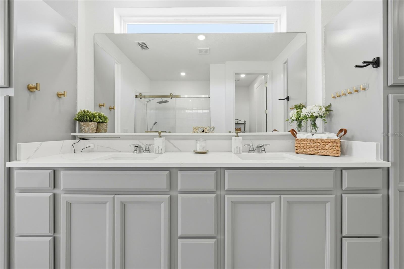 POITRAS EAST N-7 - Residential