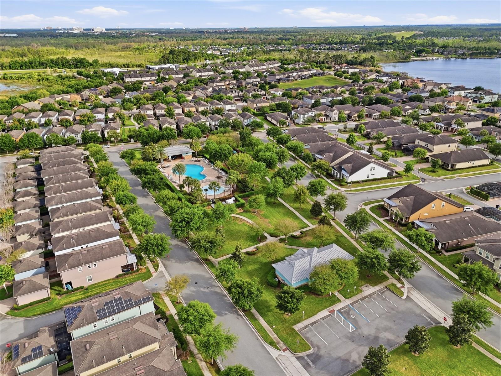 LAKEVIEW POINTE/HORIZON WEST P - Residential