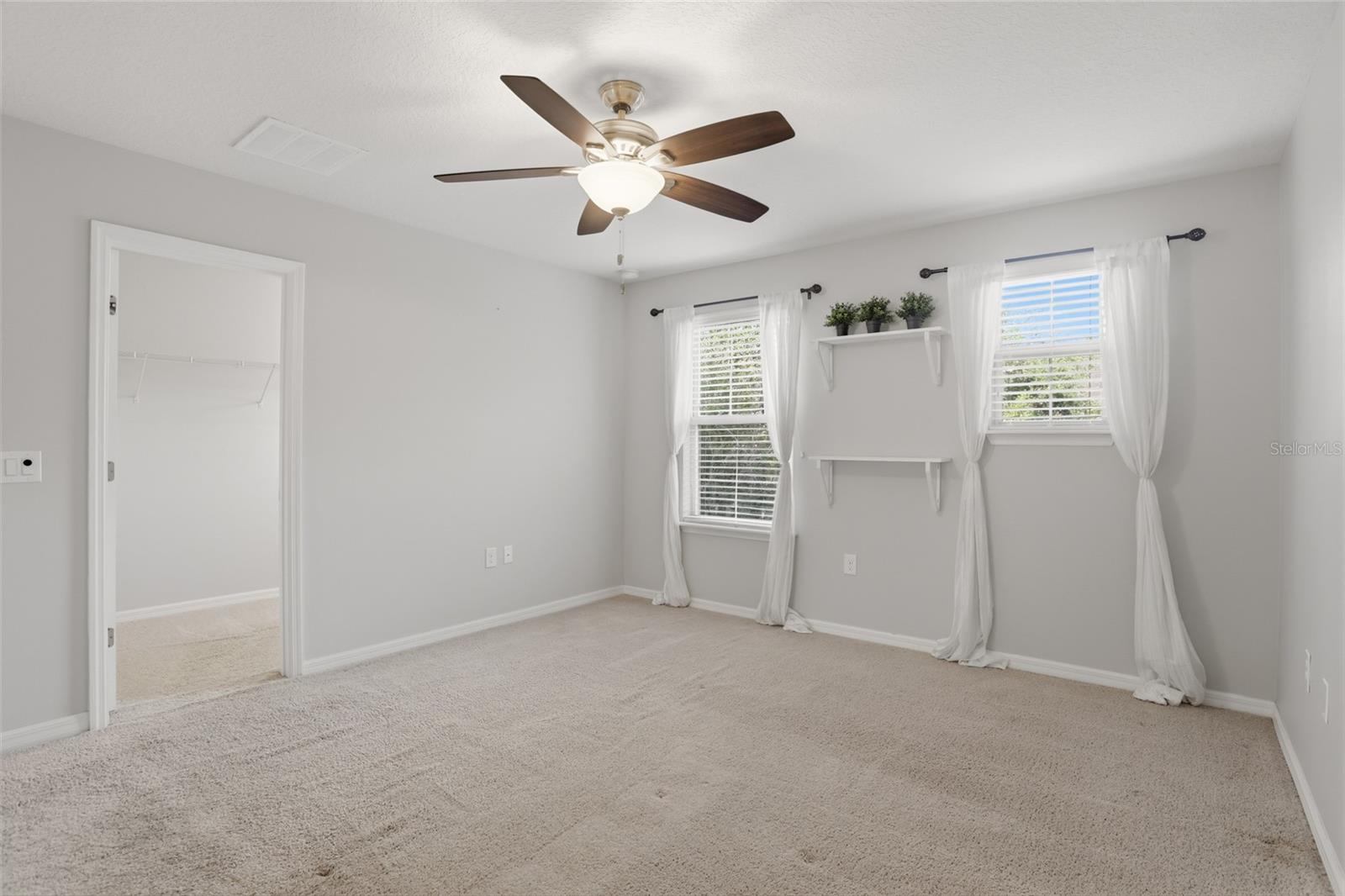 LAKEVIEW POINTE/HORIZON WEST P - Residential