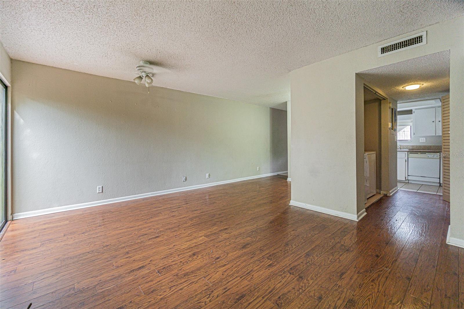 MEADOWOOD CONDO VILLAGE - Residential