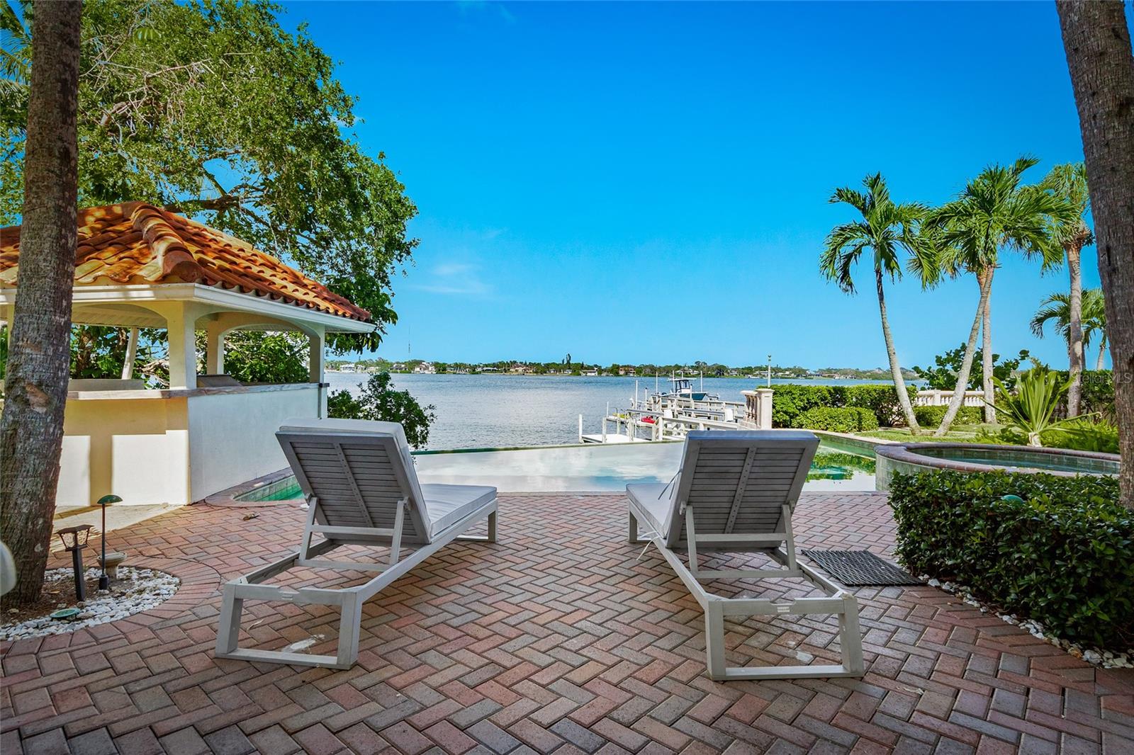 CASEY KEY - Residential