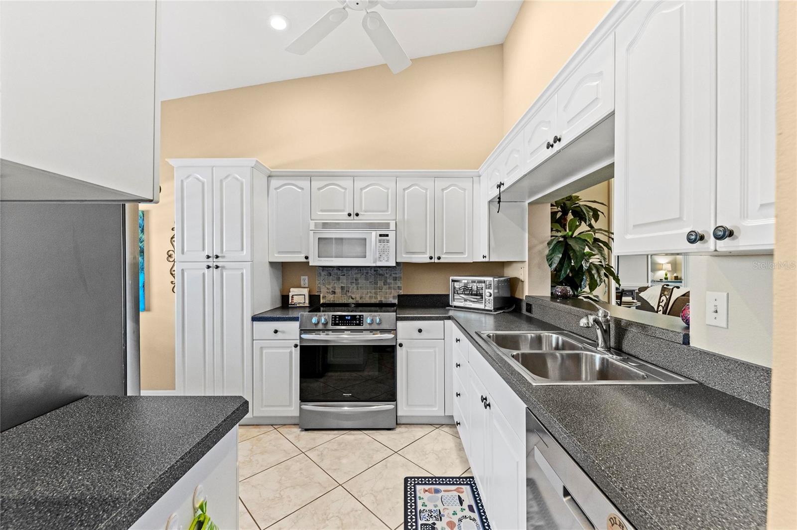 STONEYBROOK CLUBSIDE SOUTH 1 - Residential