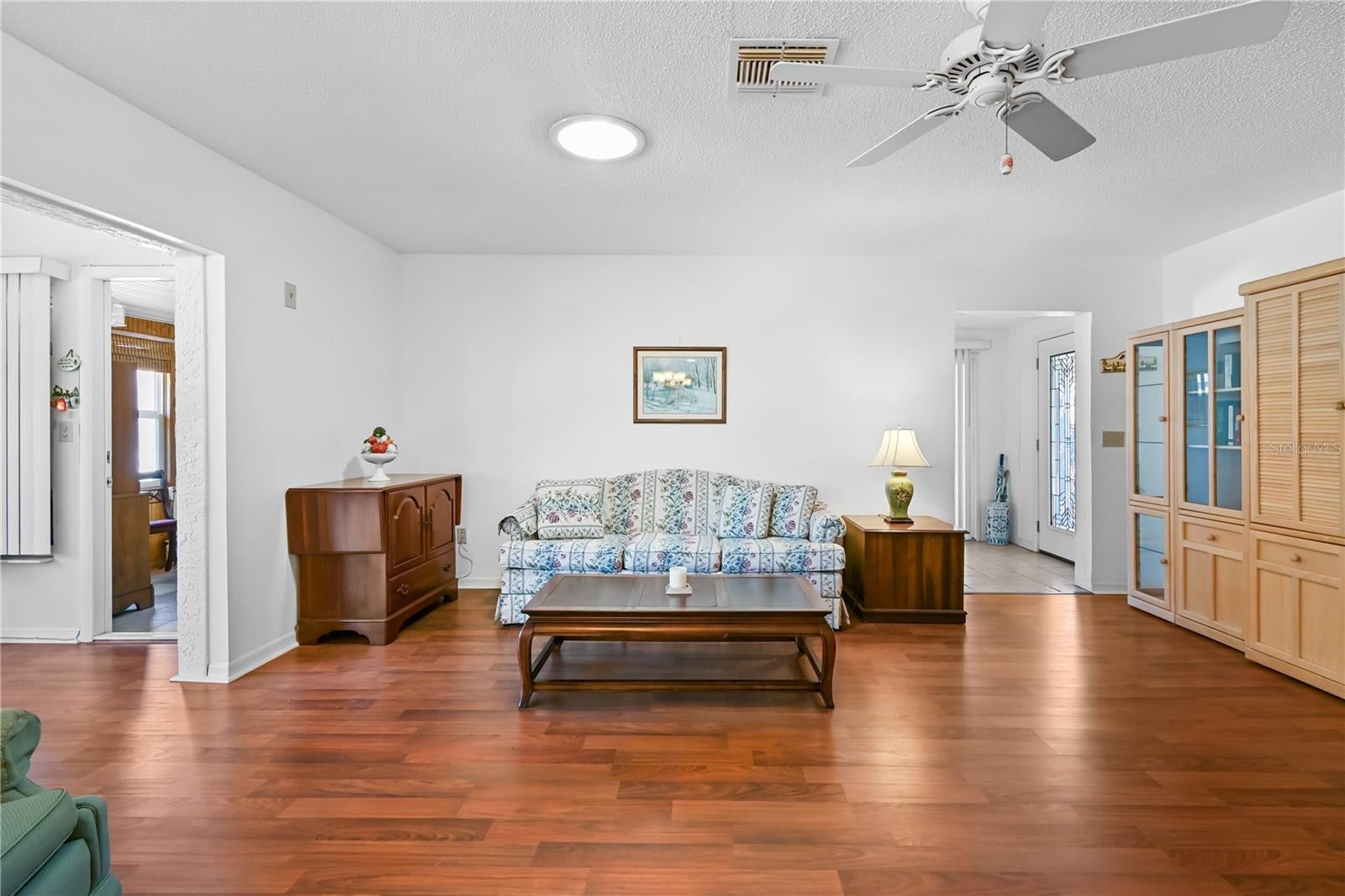 2346 GAINESBOROUGH LOOP 211