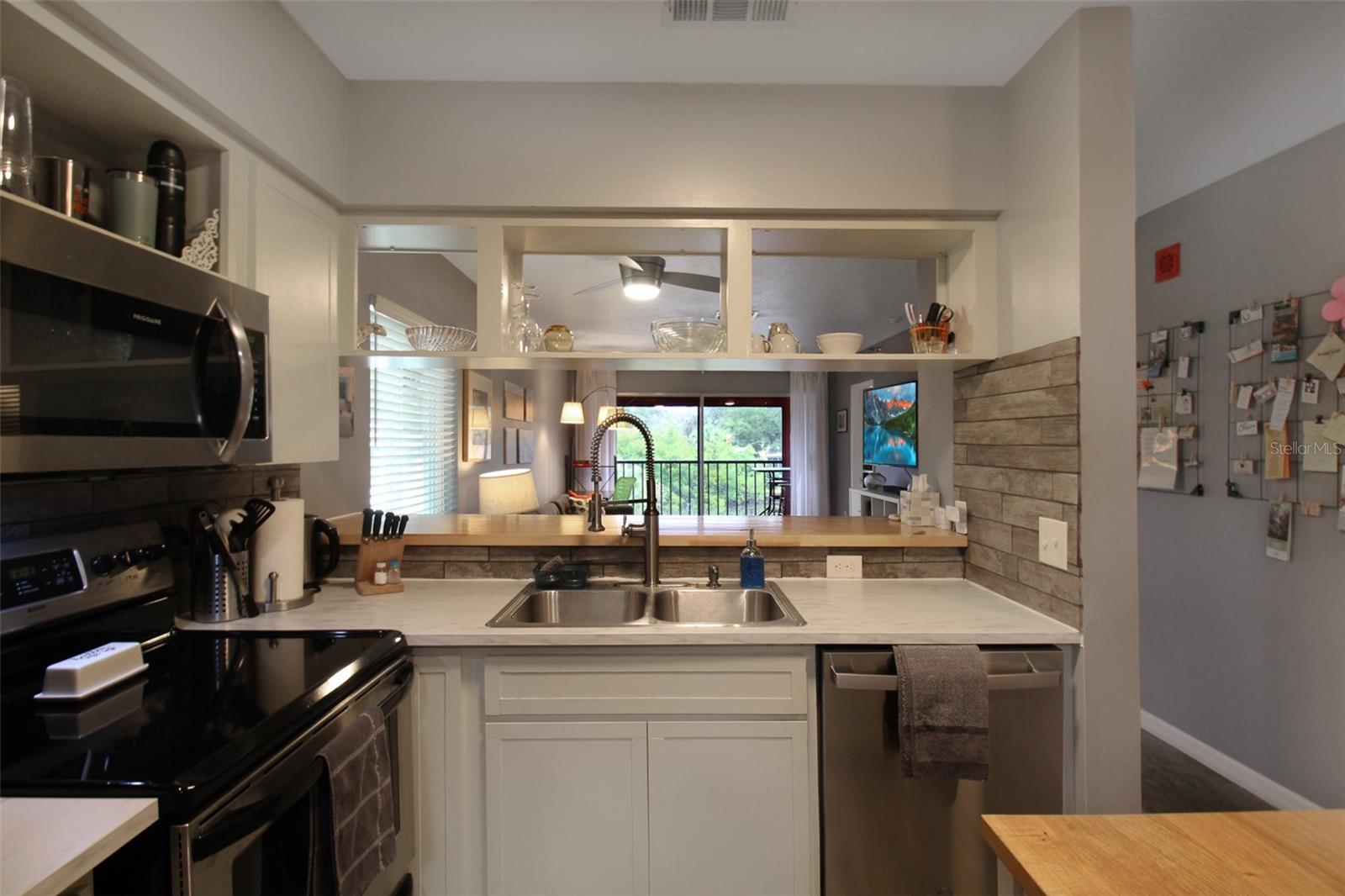 WHITAKER BAYOU - Residential Lease