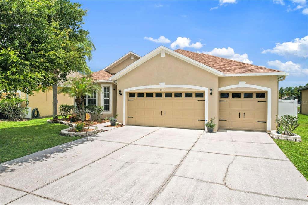 Photo of 31415 Bridgegate Drive, Wesley Chapel, FL 33545 (MLS # TB8518920)