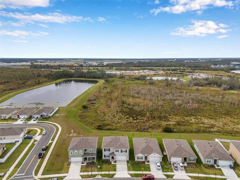 A home in LAKELAND