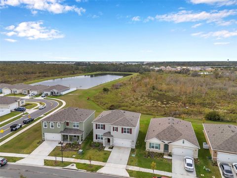 A home in LAKELAND