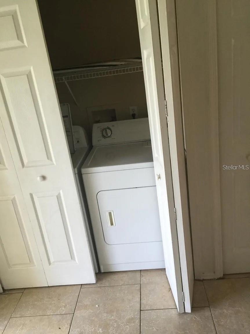 COUNTRYSIDE KEY - Residential