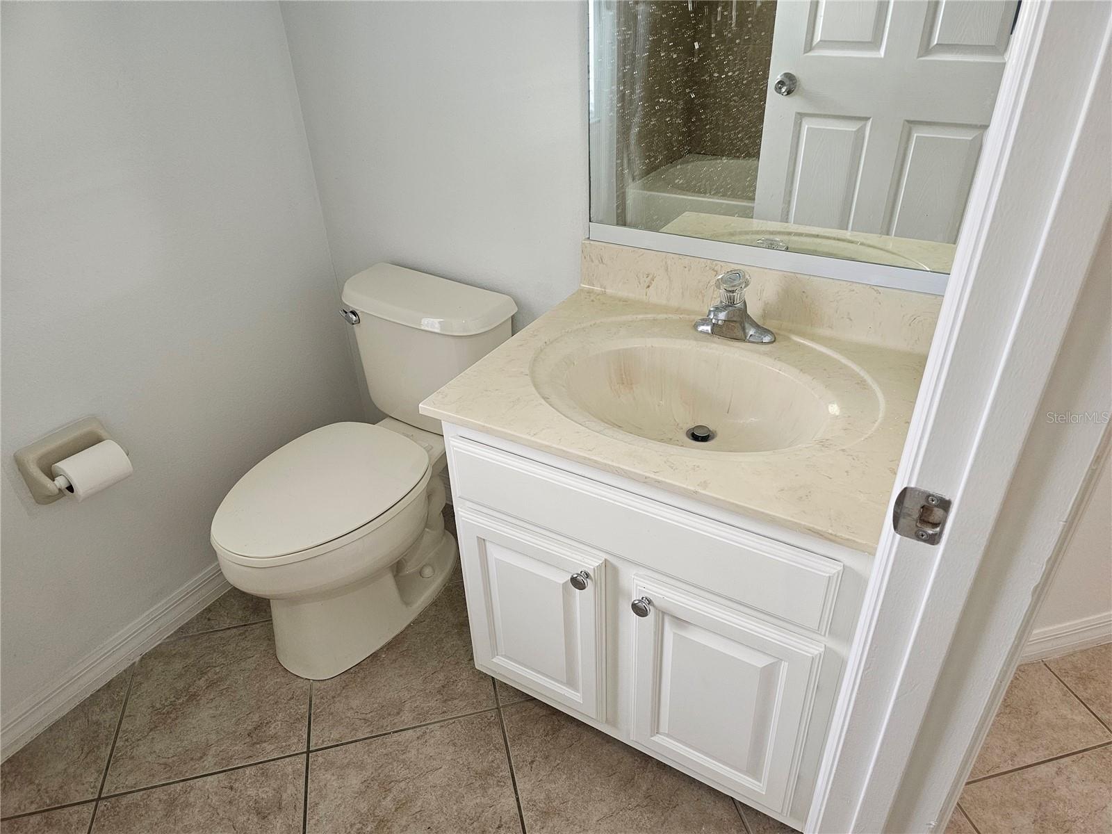 CRESTWOOD HEIGHTS - Residential Lease