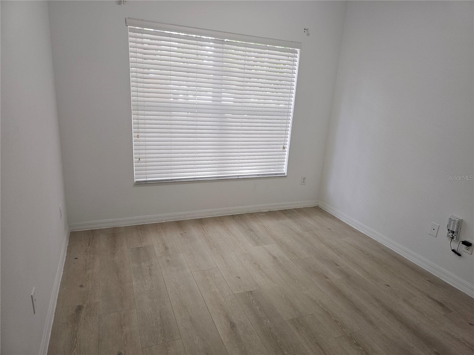 CRESTWOOD HEIGHTS - Residential Lease