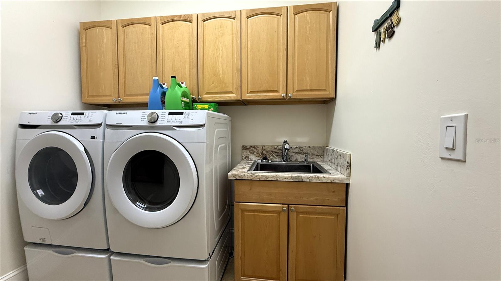 198 TERRACE PLAT - Residential