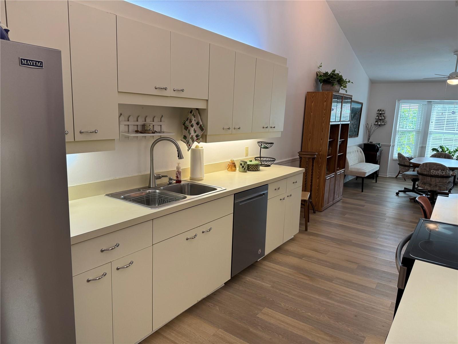 PARK PLACE VILLAS - Residential