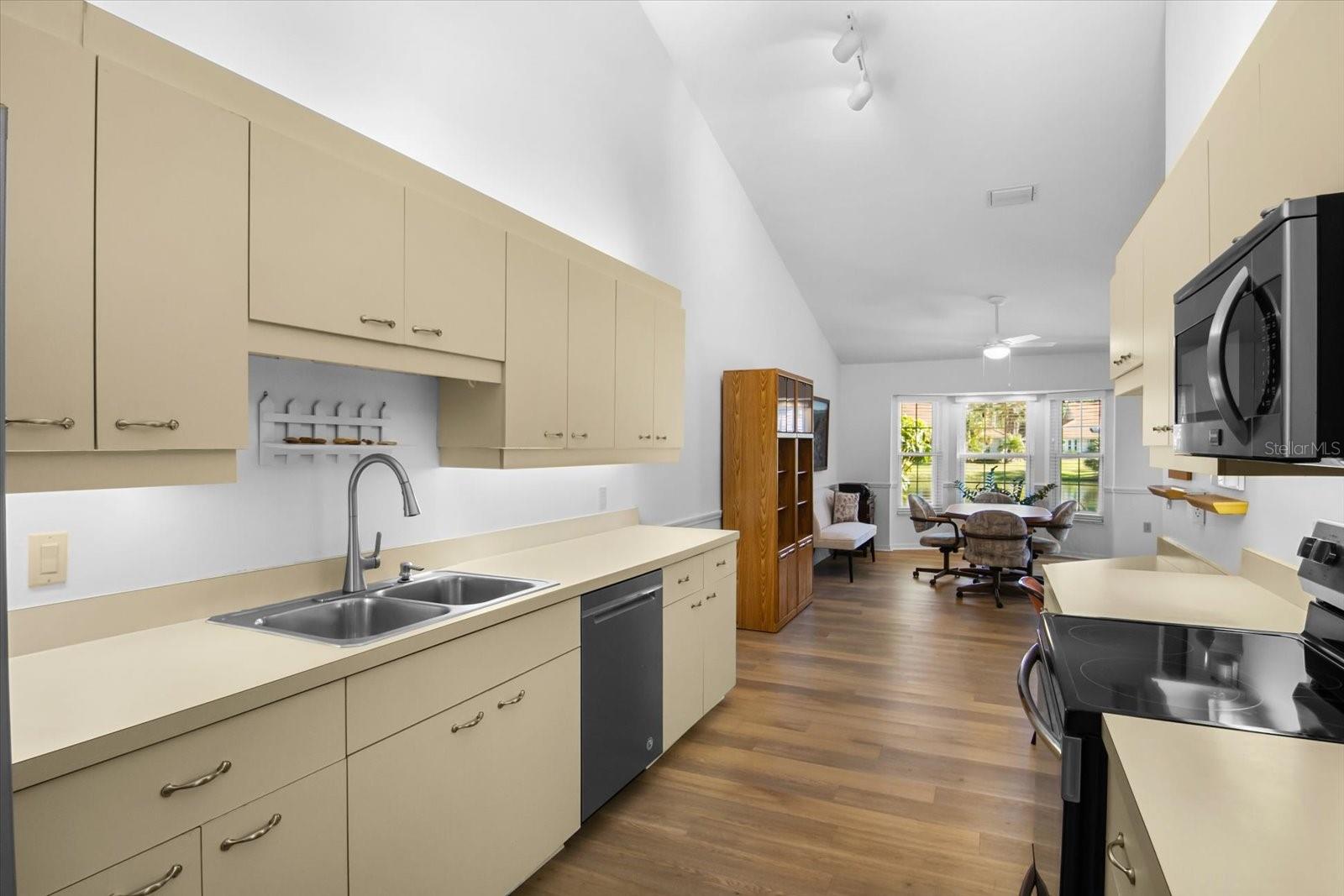 PARK PLACE VILLAS - Residential