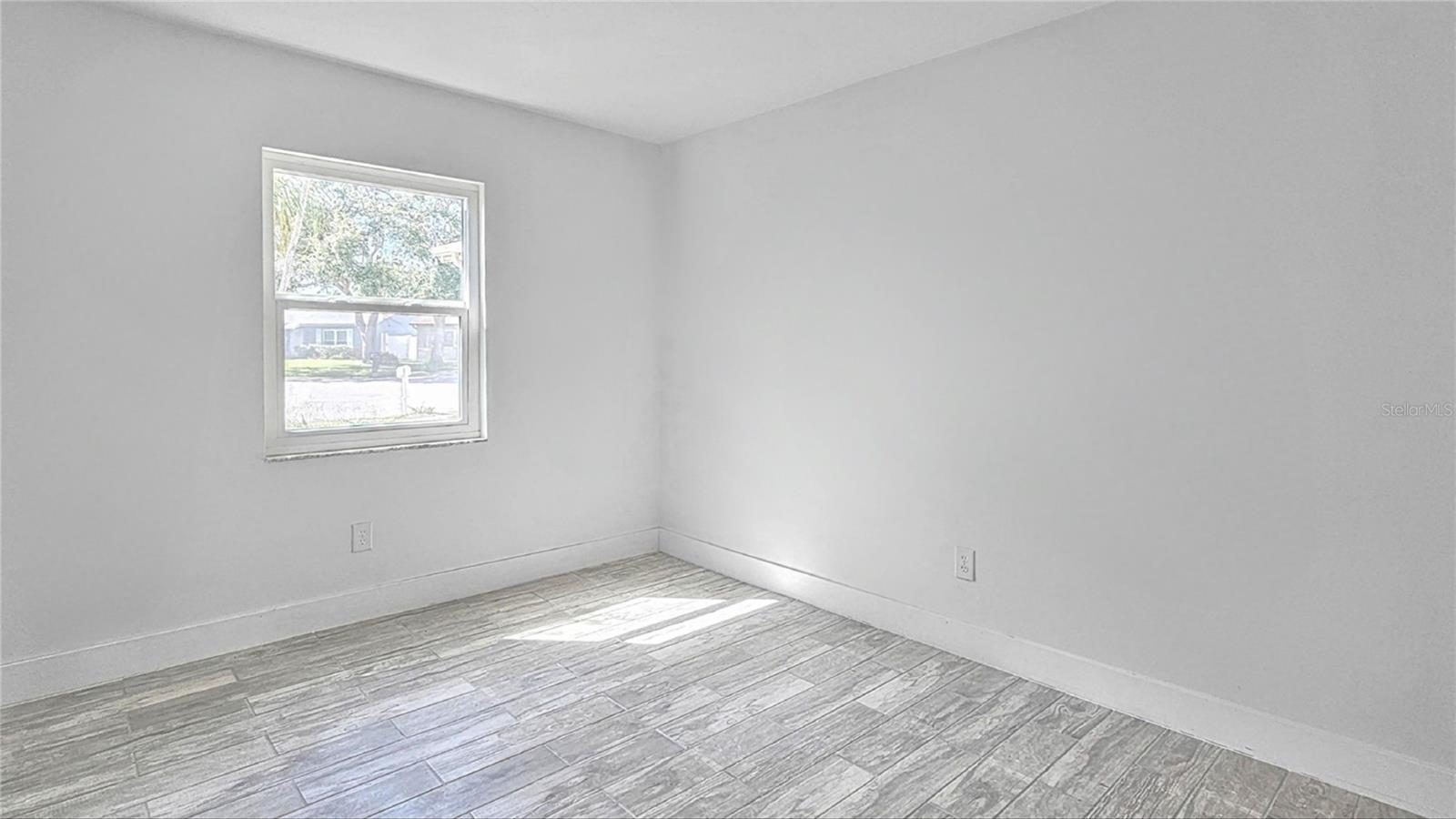 BAYSIDE MEADOWS-PHASE I - Residential Lease
