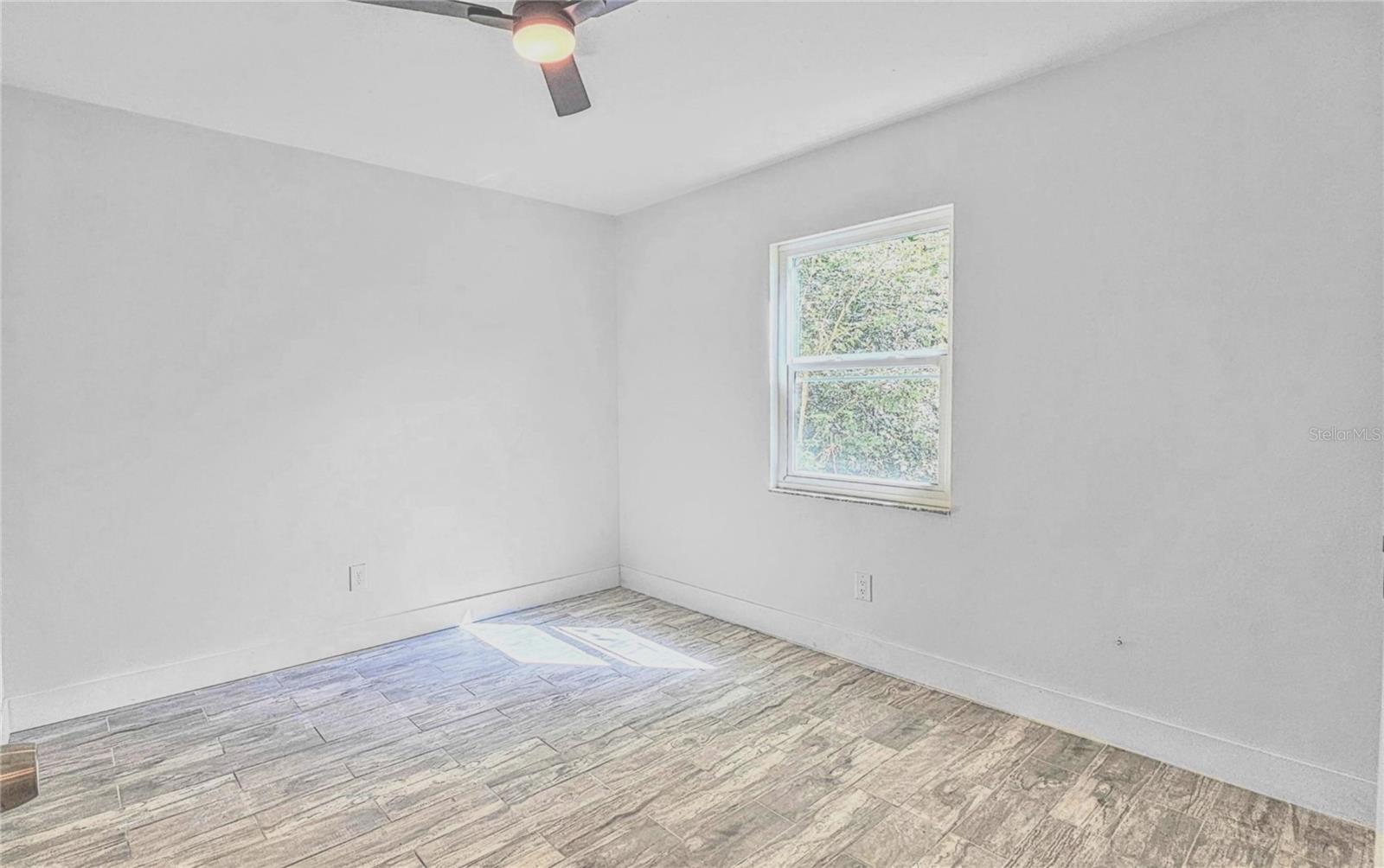 BAYSIDE MEADOWS-PHASE I - Residential Lease