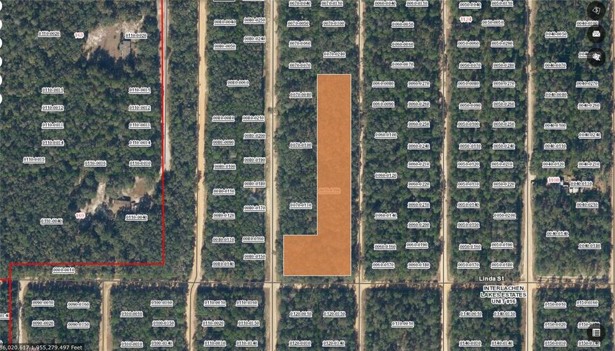 2.37 Acres of Peaceful Florida Living in Interlachen
Discover the perfect opportunity to own 2.37 acres of beautiful Florida land in the quiet community of Interlachen, FL. This spacious parcel offers plenty of room to build your dream home, place a manufactured or mobile home (subject to county requirements), or hold as a smart long-term investment.
Surrounded by natural beauty and mature trees, this property provides privacy and a true country feel while still being conveniently located near local lakes, outdoor recreation, and small-town amenities. Enjoy easy access to Palatka, Gainesville, and nearby highways for commuting or weekend trips.
Whether you’re looking for a homesite, a weekend getaway, or land to invest in, this versatile parcel offers endless possibilities in a growing North Florida area.