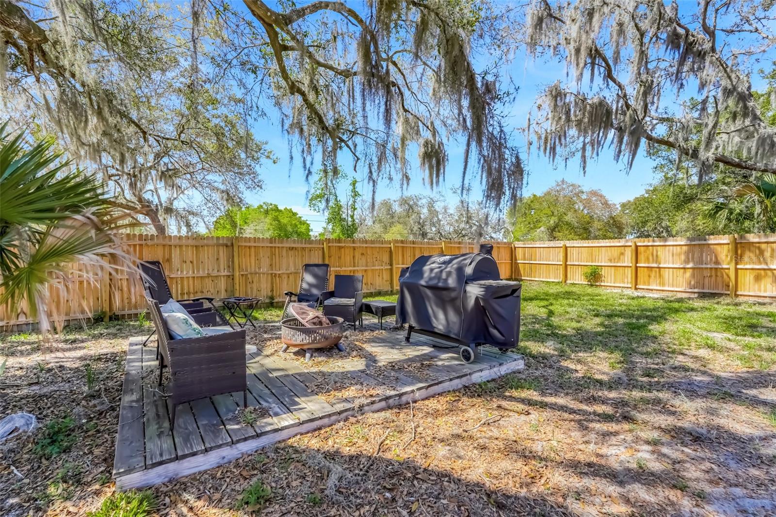 EUSTIS HOGANS SUB - Residential