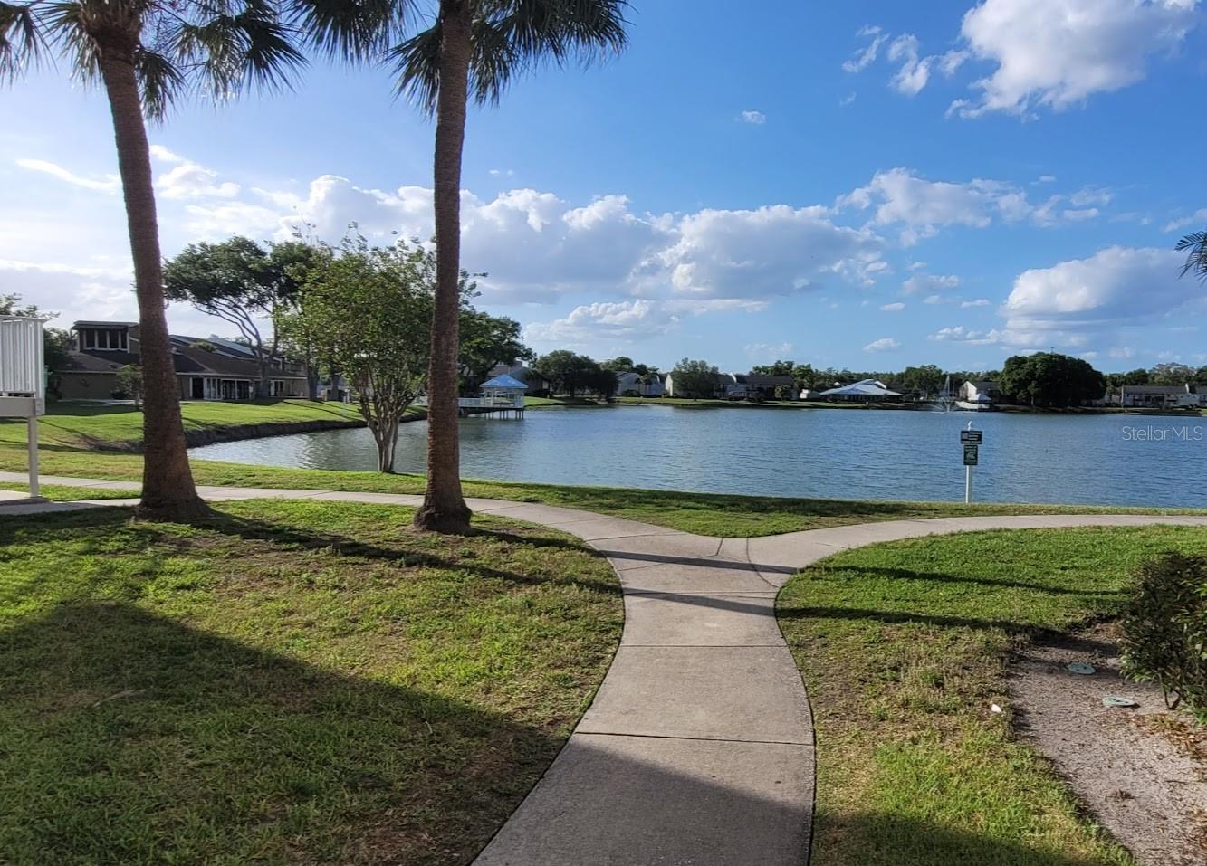 PARK LAKE AT PARSONS A CONDOMI - Residential