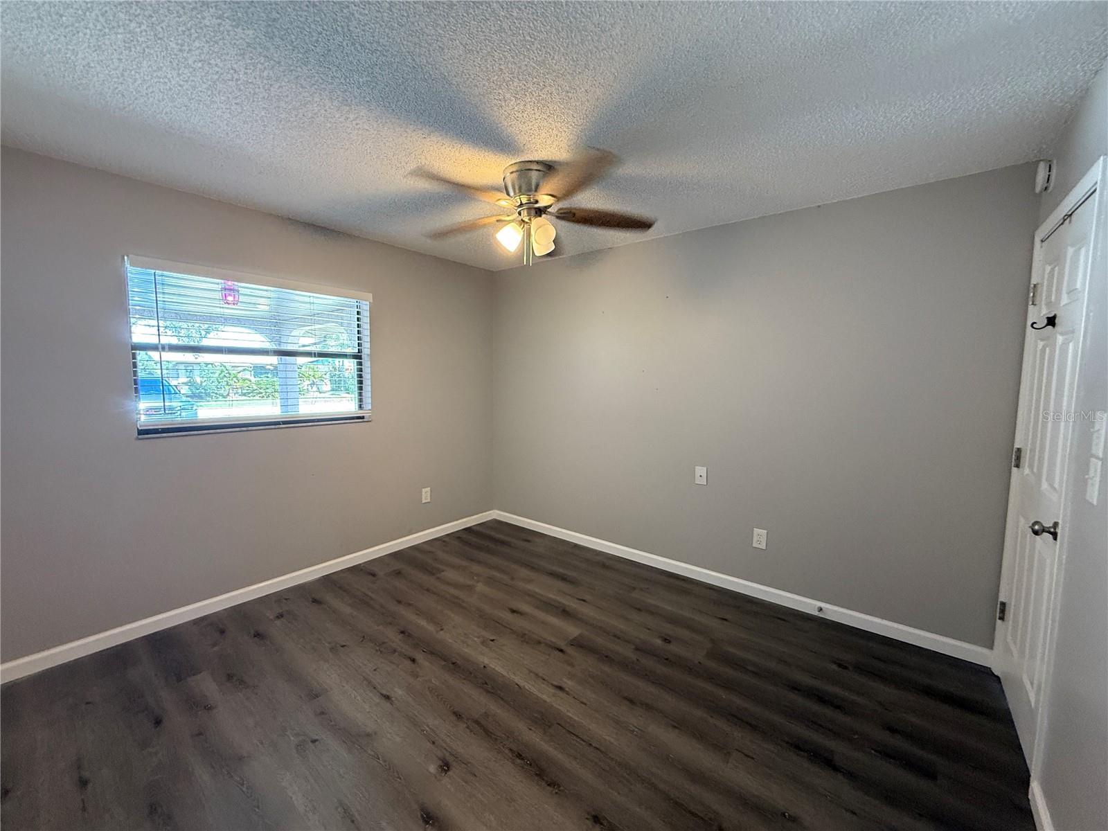 VENICE GARDENS - Residential Lease
