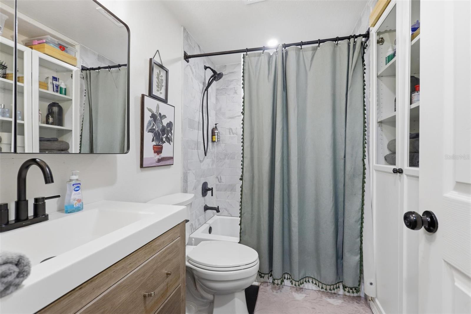 SANFORD PLACE - Residential