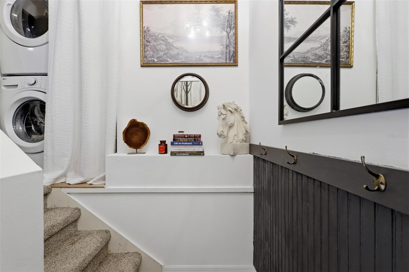 SANFORD PLACE - Residential