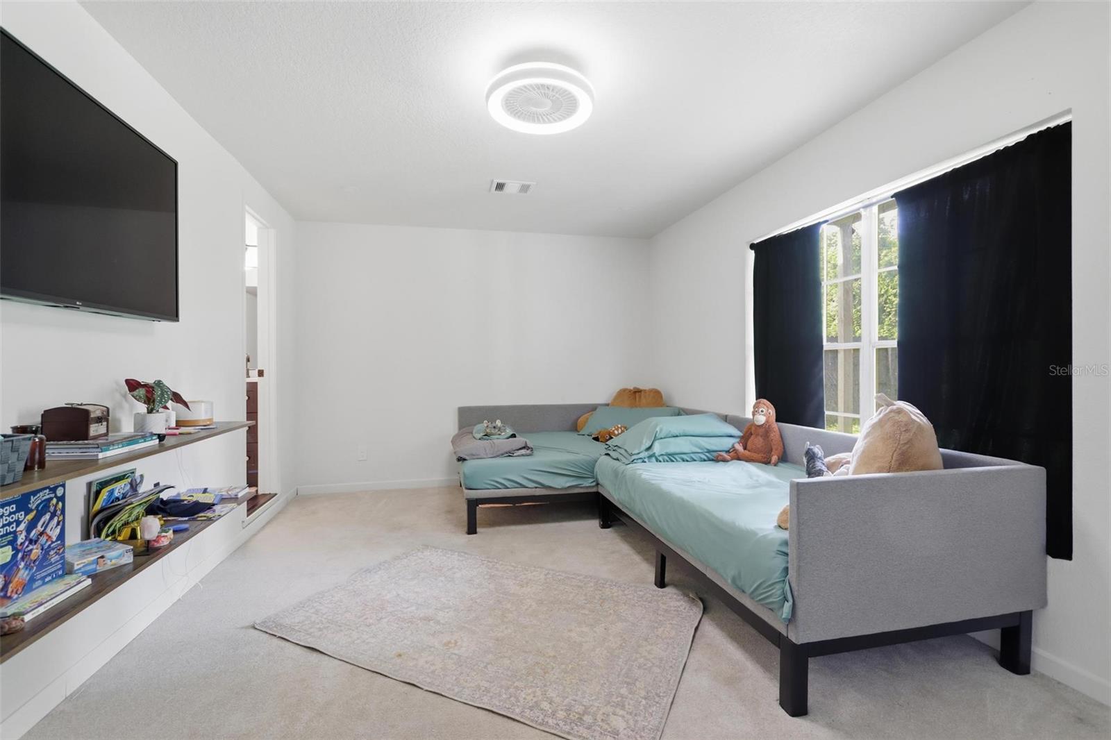 SANFORD PLACE - Residential