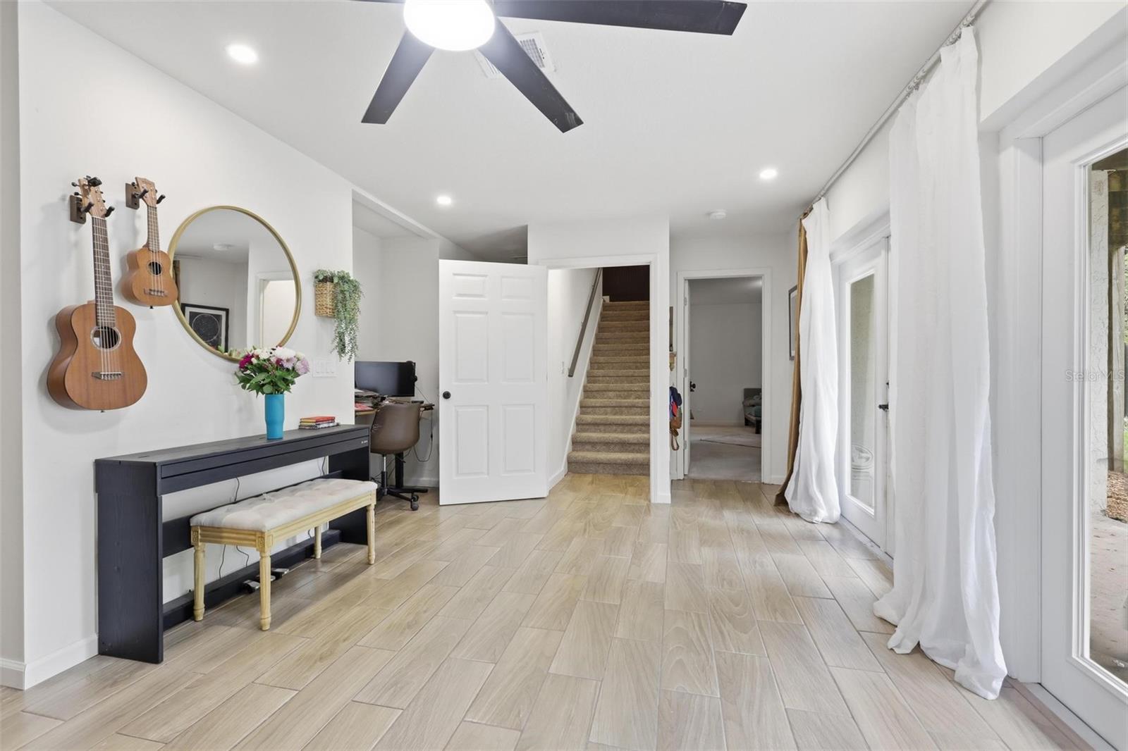 SANFORD PLACE - Residential