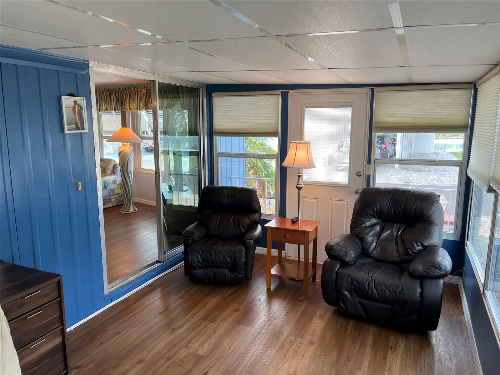 VENICE ISLE - Residential