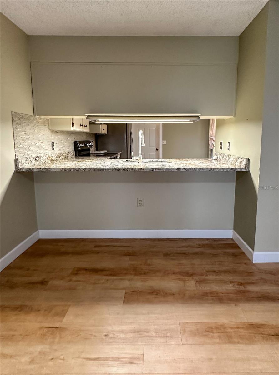 ROYAL OAKS - Residential