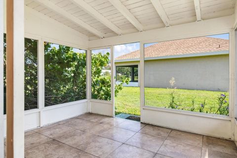 A home in PORT CHARLOTTE