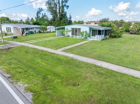 A home in PORT CHARLOTTE