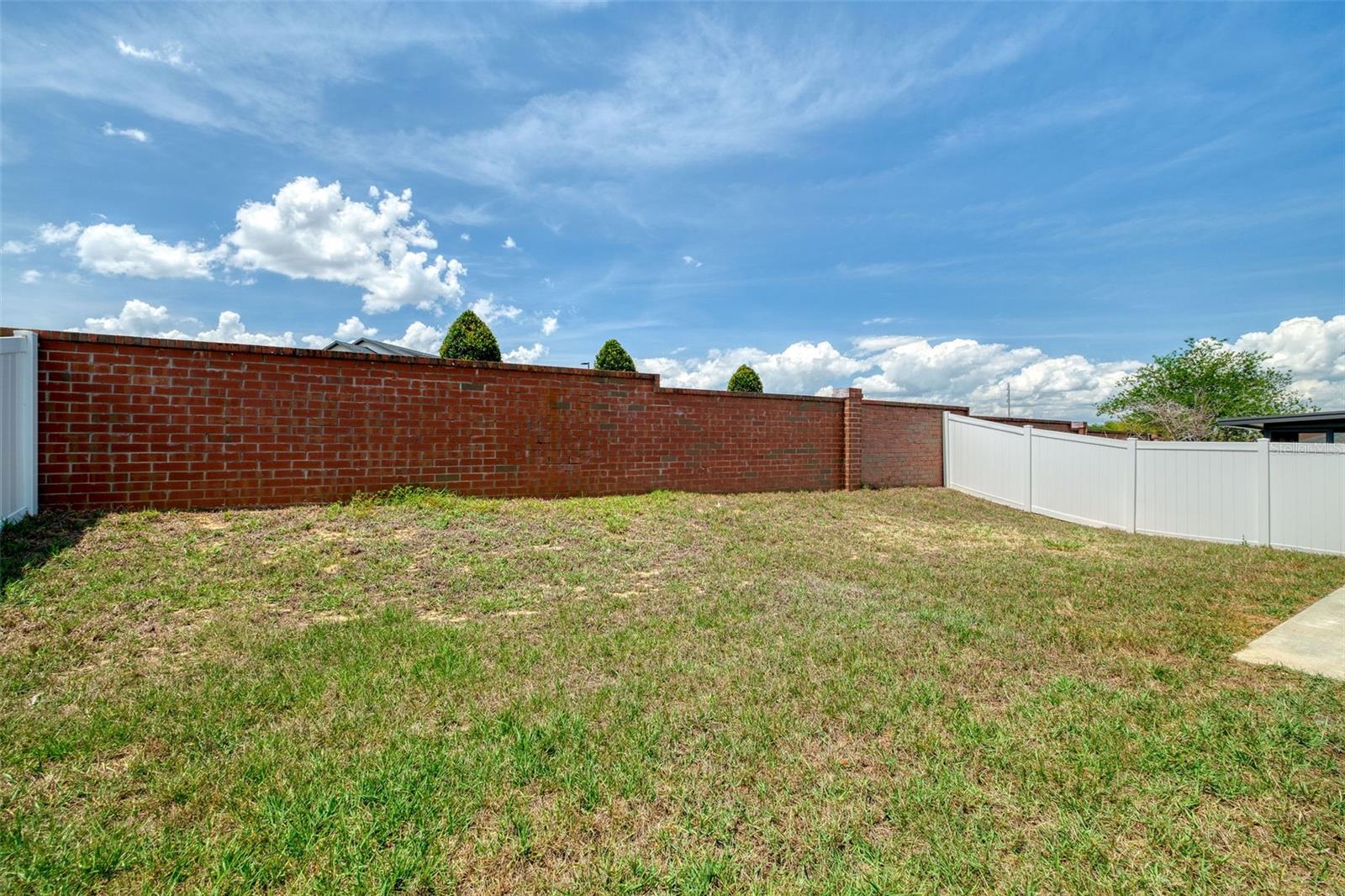 TERRACE GROVE - Residential