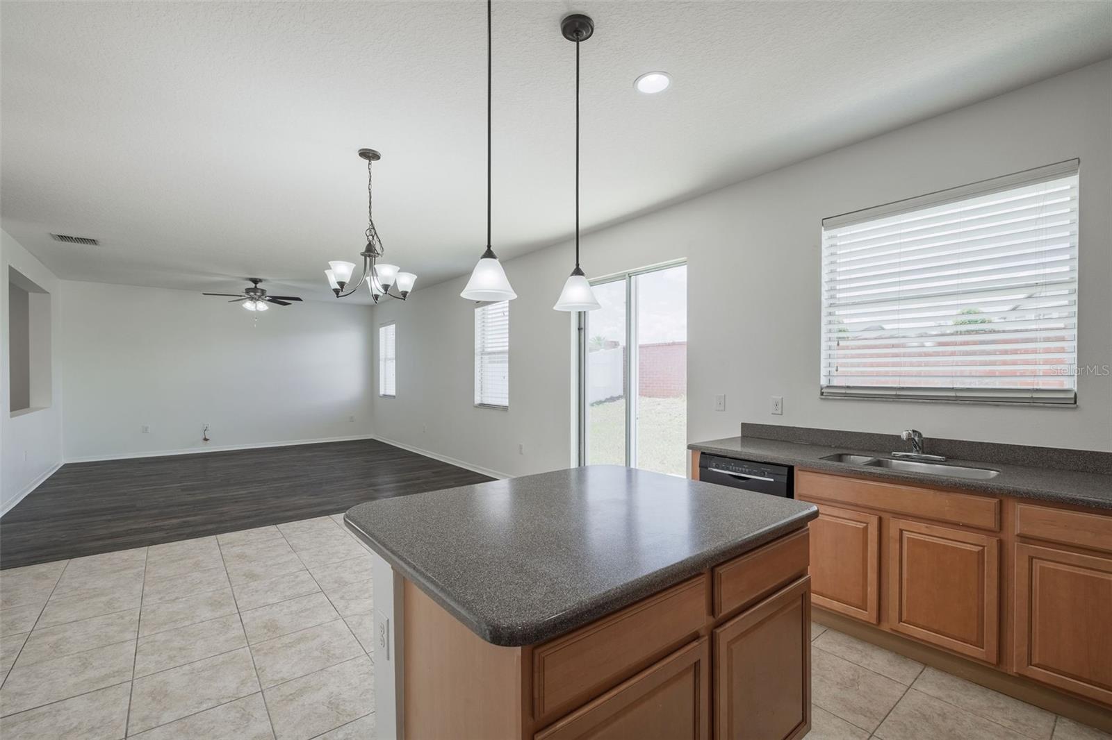 TERRACE GROVE - Residential