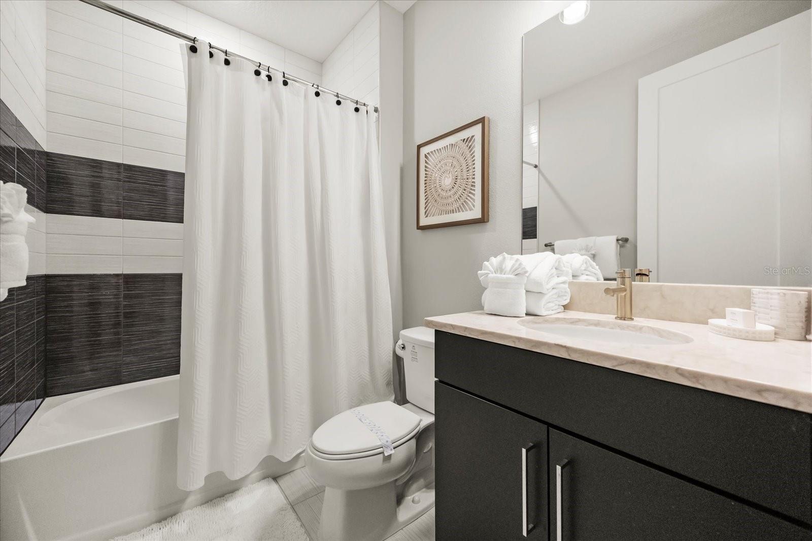 REUNION WEST FAIRWAYS 17 & 18 REP - Residential