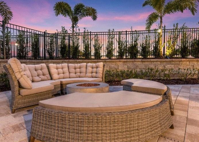 REUNION WEST FAIRWAYS 17 & 18 REP - Residential