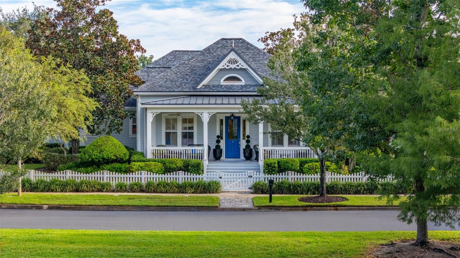 1003 OAK POND DRIVE